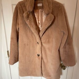 Sage the Label Women’s Faux Fur Coat